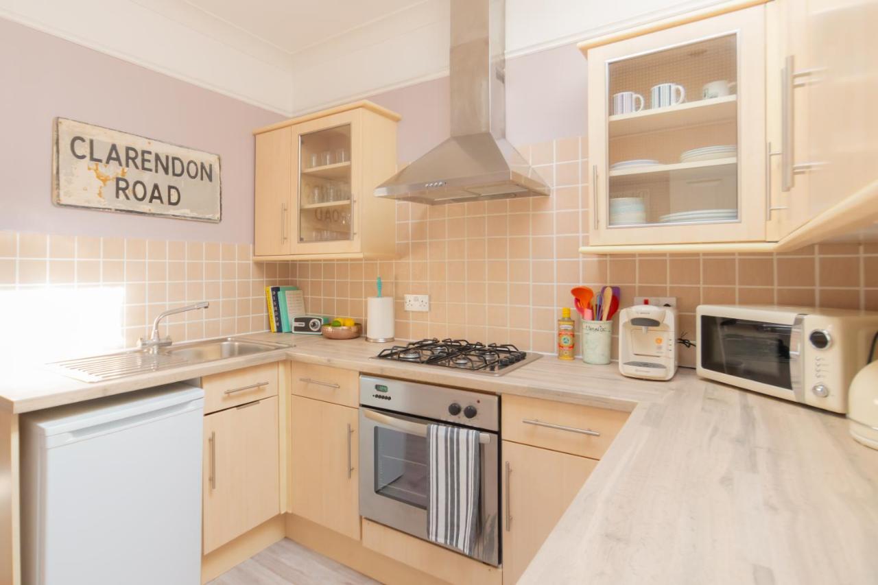 Spacious Split Level Flat In Great Location Портсмут Екстер'єр фото